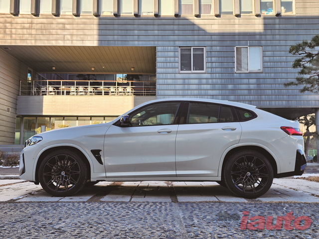 BMW X4M 컴페티션