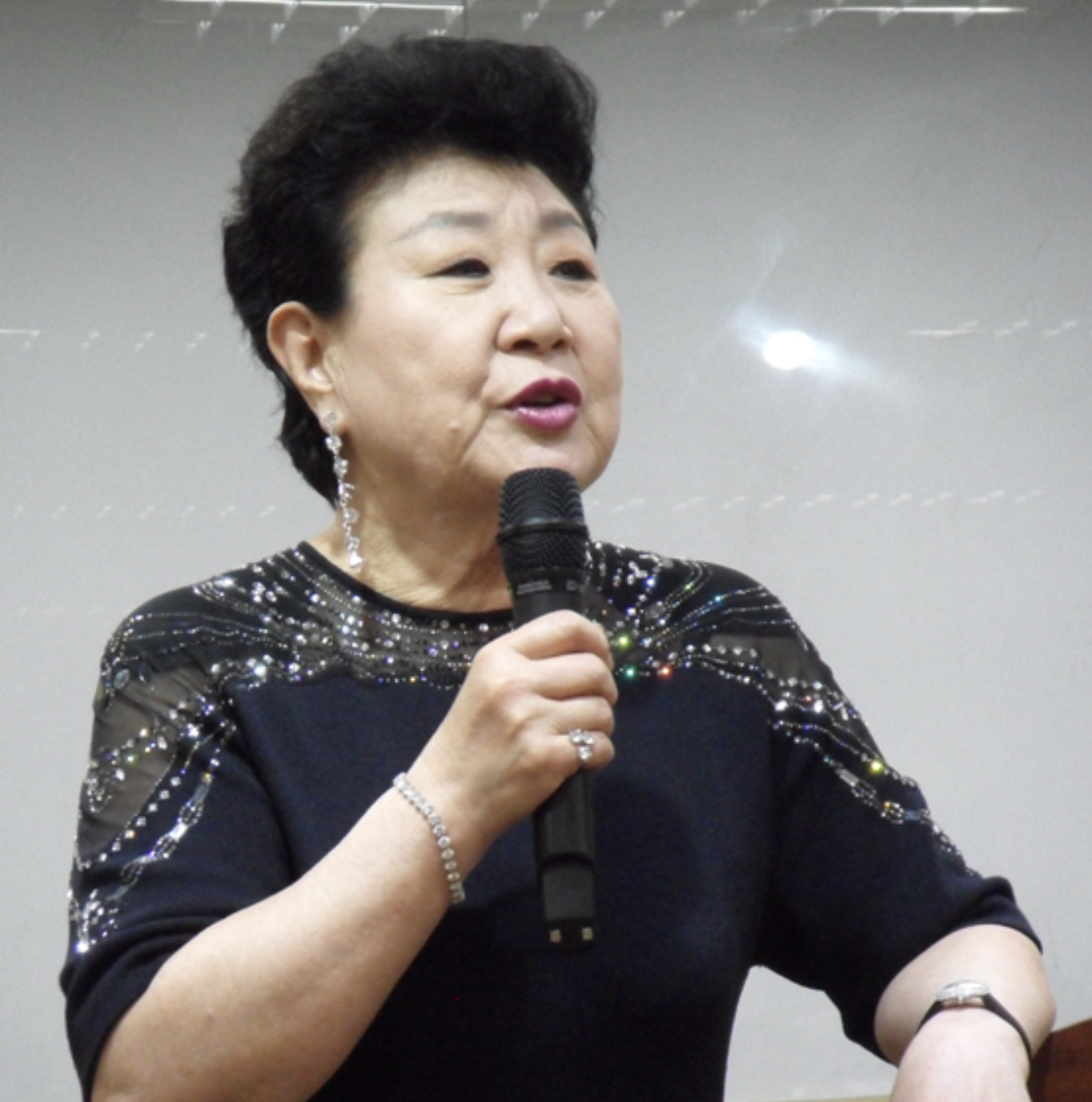 현미 노래 무대