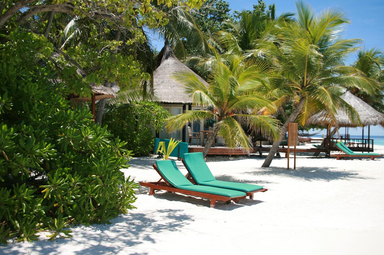 Moldive Island Beach