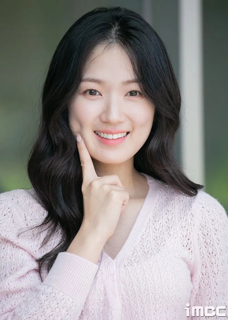 김혜윤 변우석 차기작 드라마 나이 키 연기 MBTI 혈액형 프로필