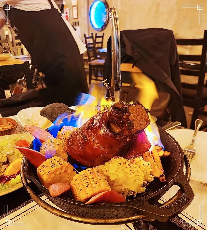 진심 가득 건강 담은 맛 서초 서래마을 맛집 추천 생방송투데이 슈바인 학센 독일 족발 오늘방송 수요맛전