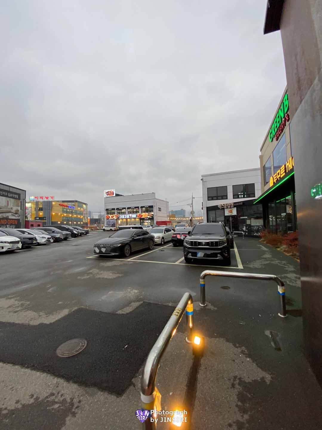 ๊นํฌ์์ด ๋ฒ ์ด์ปค๋ฆฌ ๋ํ์นดํ ๊ทธ๋ฆฐ๋ธ๋ญ ์์ธ๊ทผ๊ต ๋๋ผ์ด๋ธ ๋นต์ง