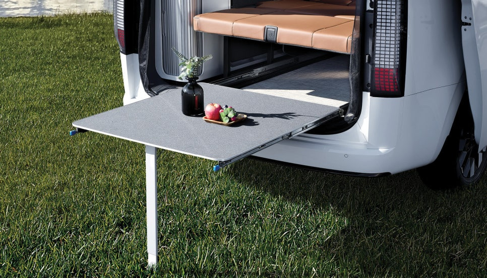 스타리아 라운지 하이브리드