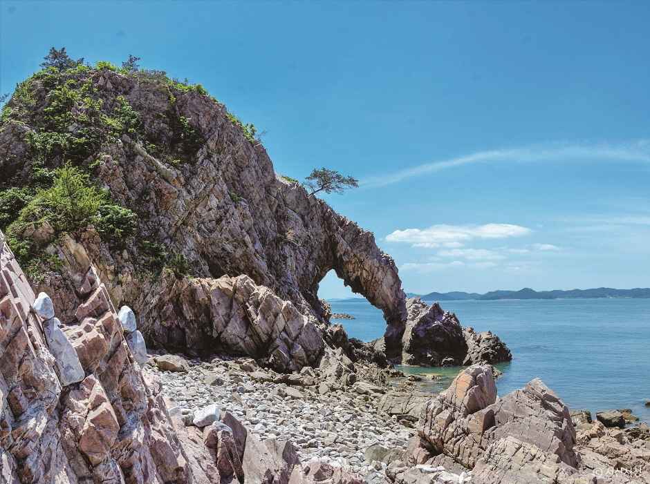 서산 황금산 코끼리바위