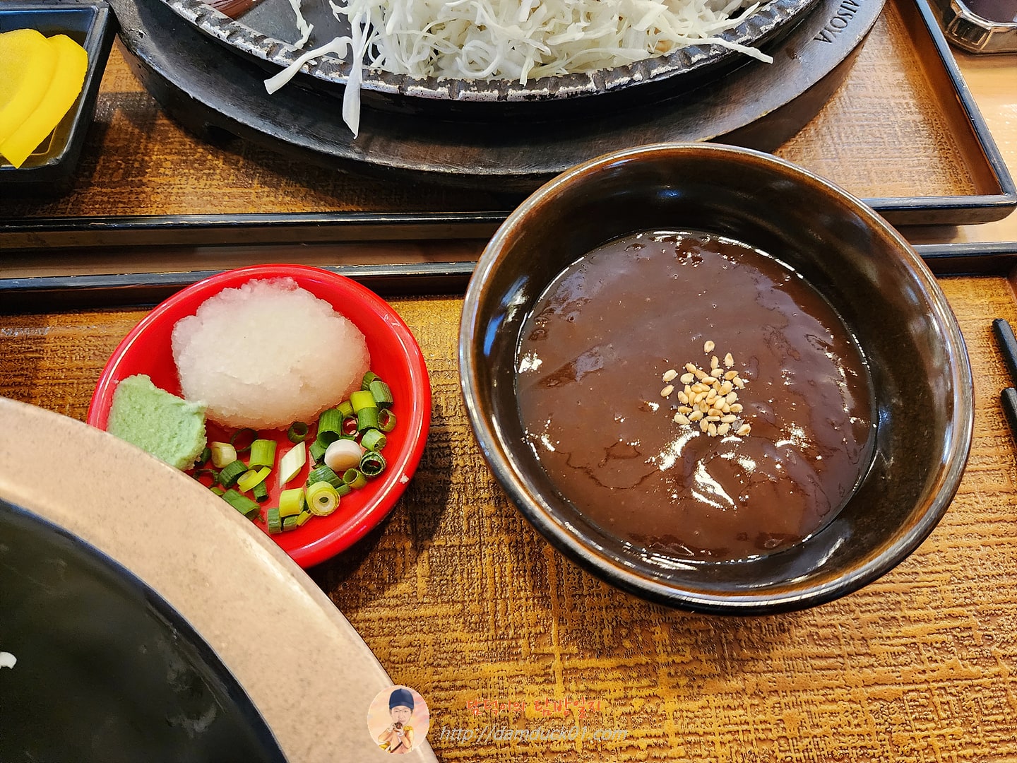 와사비, 간 무, 돈가스 소스