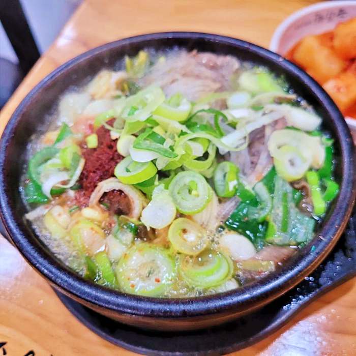나혼자산다 마포 상암 제주식 선지 해장국 맛집