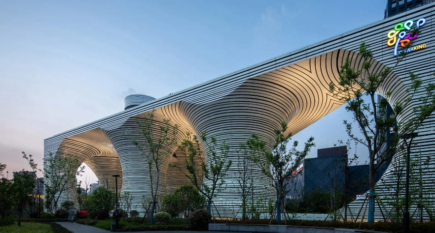 자동화된 미래 자동차 주차 공원 Daniel Statham Studio creates automated Future Car Park as "canopy of trees"