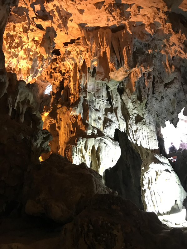 하롱베이 승솟동굴2