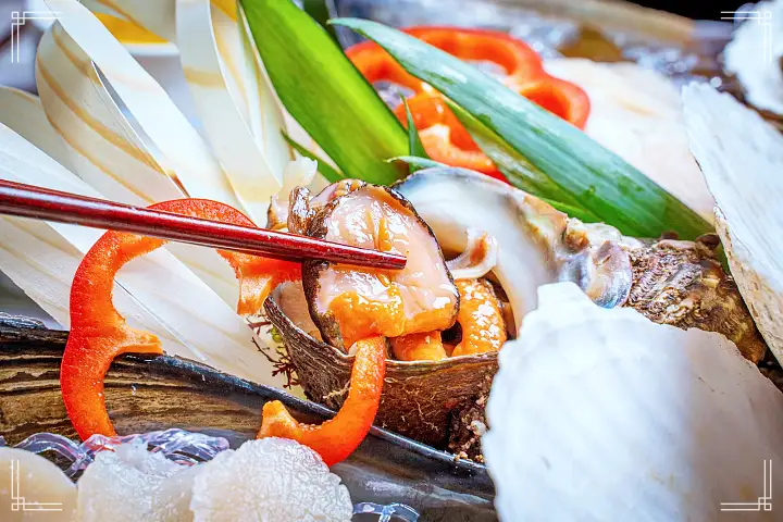 영덕 대게 홍게 활어회 문어숙회 물회 해상공원 옆 오션 바다 뷰 횟집 영덕 강구 맛집