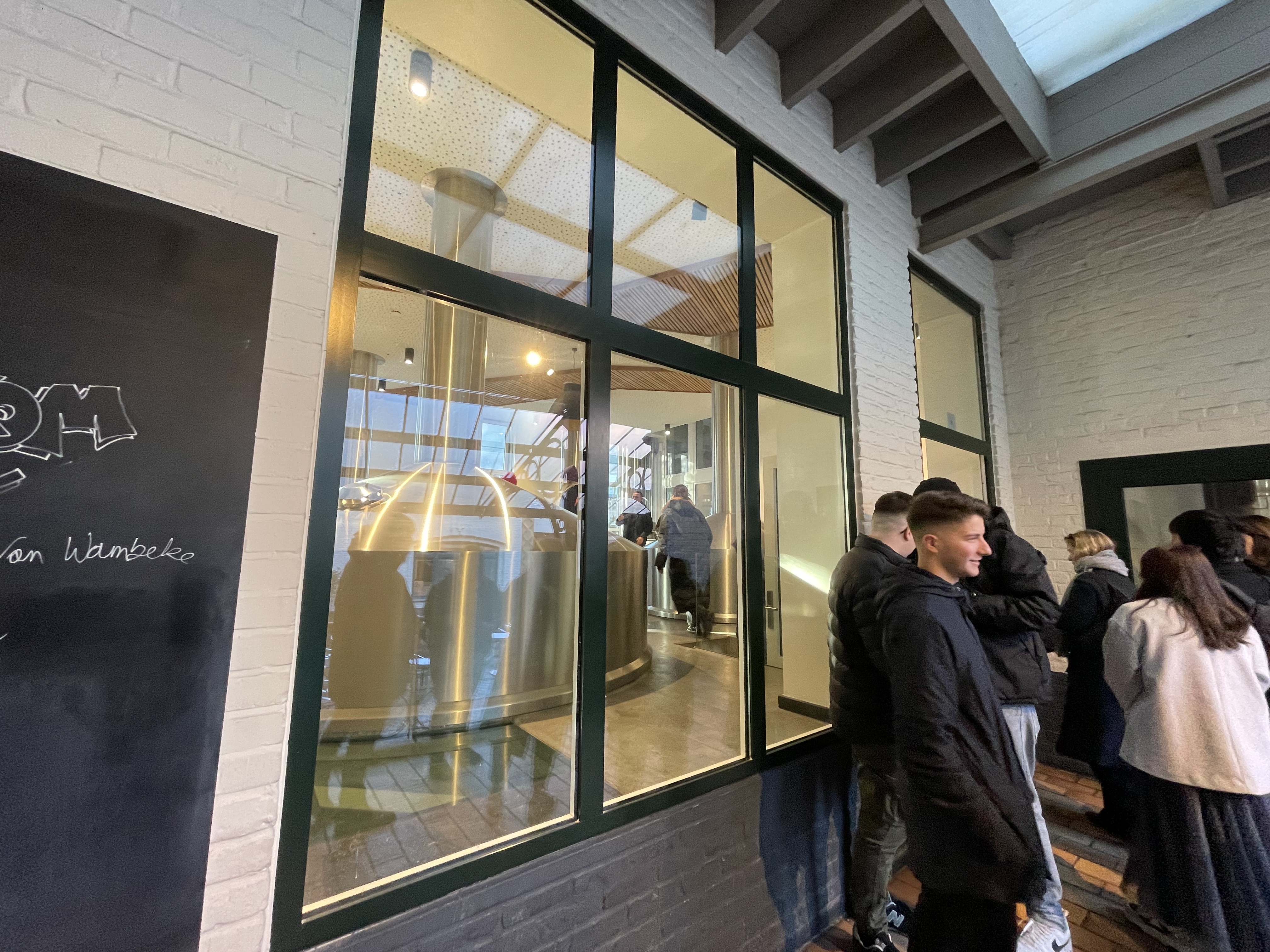 De Halve Maan 양조장 입장 줄