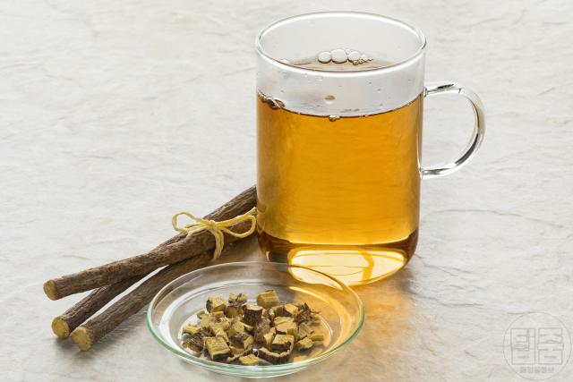 역류성식도염에 좋은 음식 약초 추천 감초차