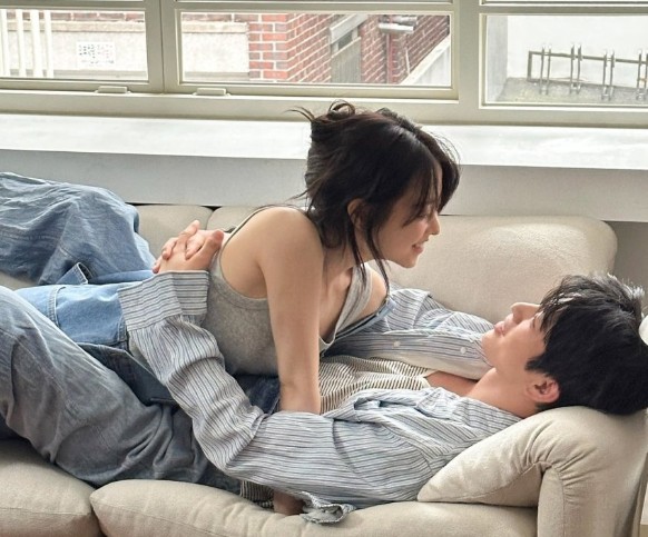 [드라마 재방송 OTT] 미지의 서울 재밌나요? 재미 있다 vs 재미 없다