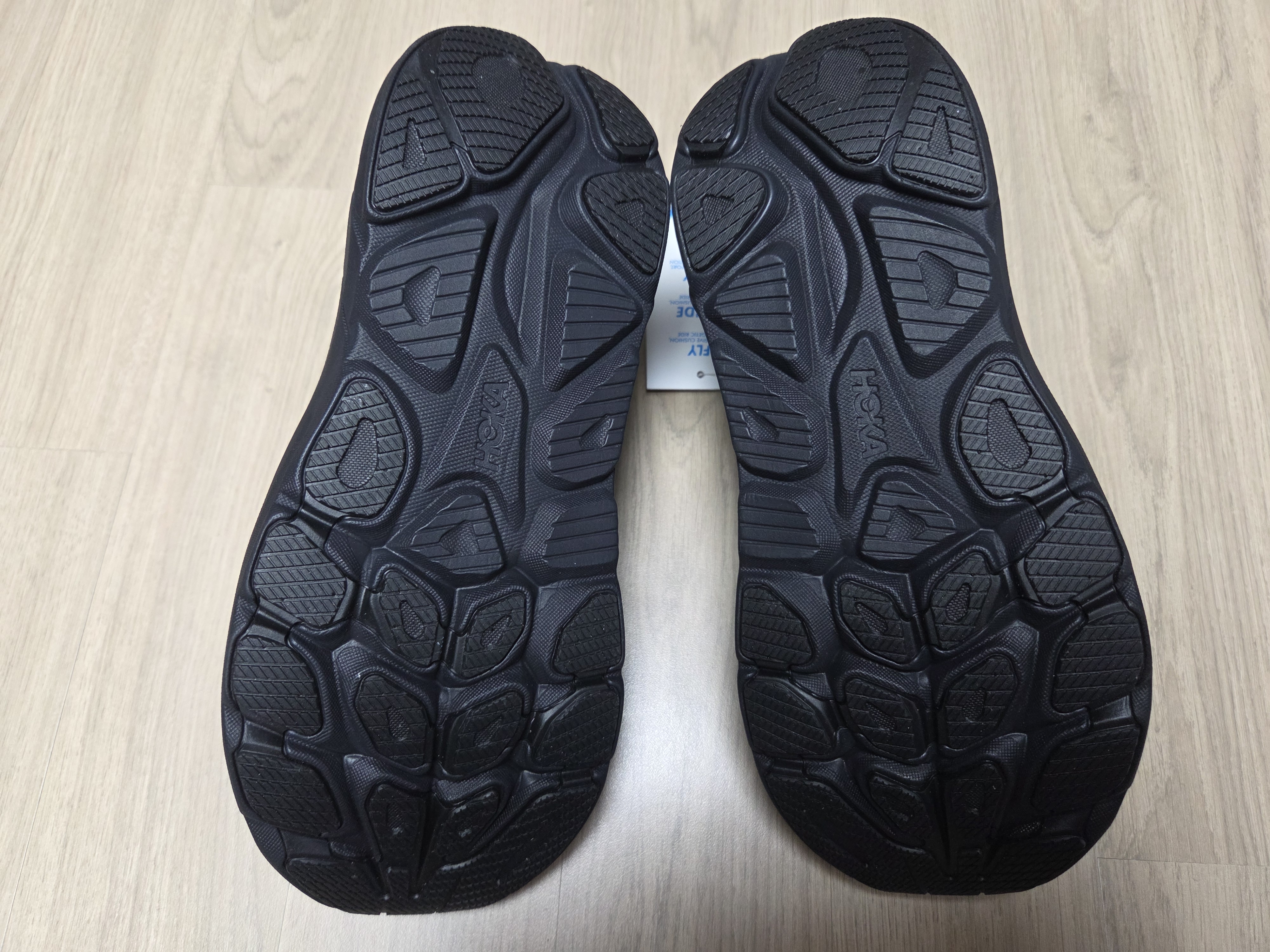 호카 남성용 클리프톤10 와이드 8