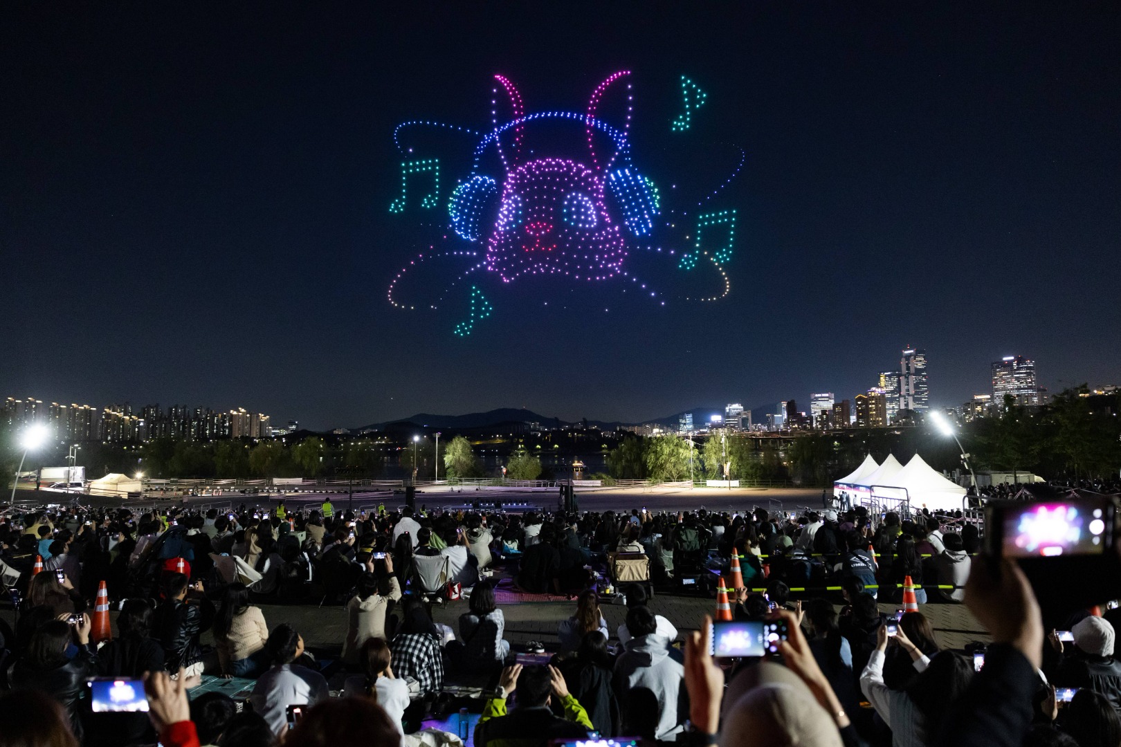 한강 불빛 공연(드론 라이트 쇼)
