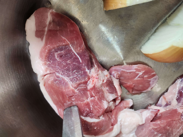 수육삶기