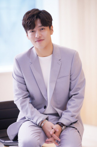 영화 30일 정보 출연진 줄거리 결말 쿠키영상 OTT 손익분기점 