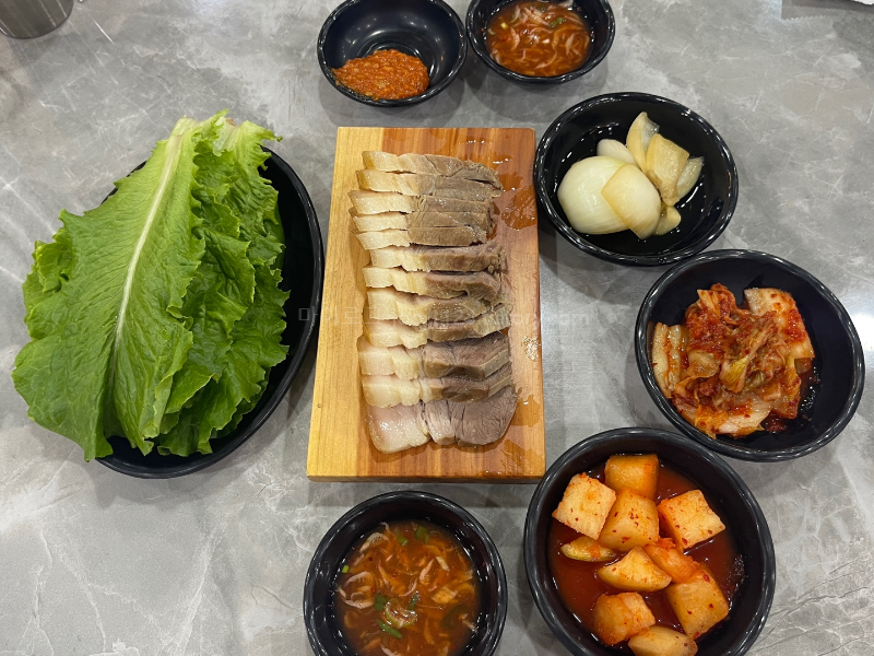 제주 맛집 삼대국수회관 본점 돔베세트 돔베고기 고기국수 비빔국수