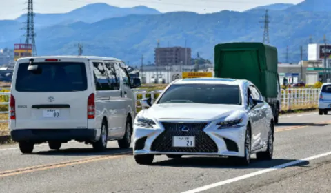 렉서스 하이브리드 트렌드