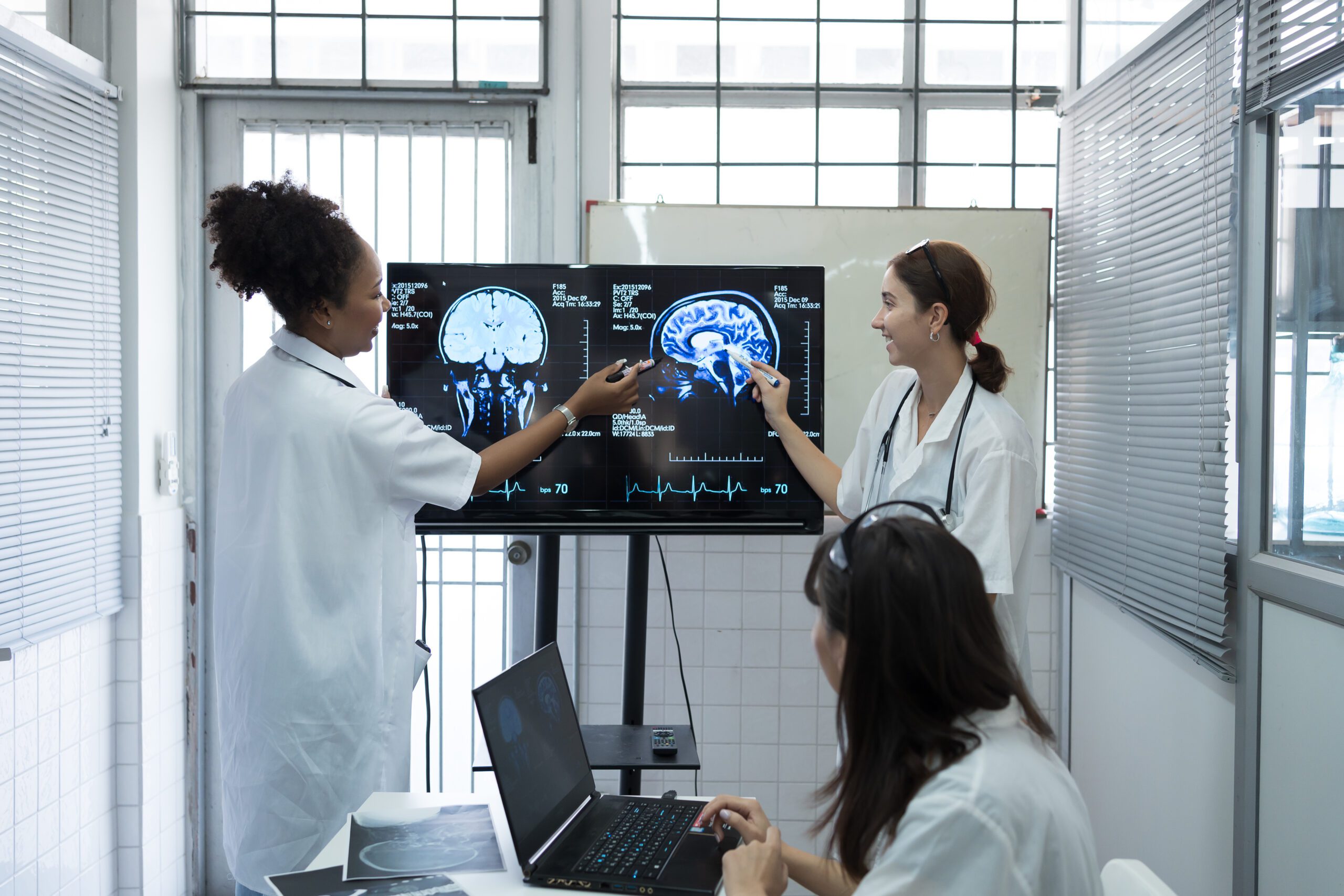 암 스크리닝 관련주, 과대평가와 저평가를 구분하는 5가지 방법