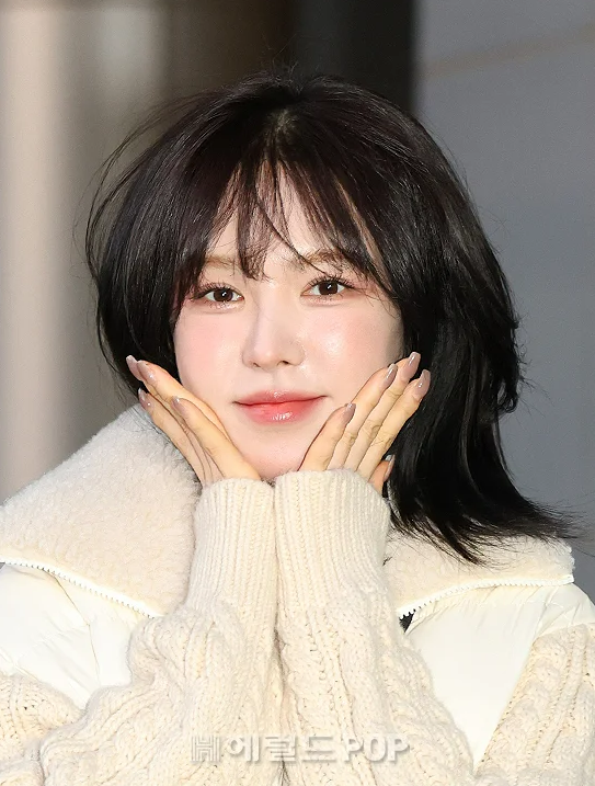 레드벨벳웬디사직역전승요정,웬디 시구,사직 야구장 롯데자이언츠,롯데 자이언츠 역전승,승리 요정 웬디,2025 크러시 페스티벌
