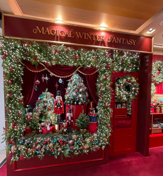 신세계 본점 미디어 파사드와 크리스마스마켓