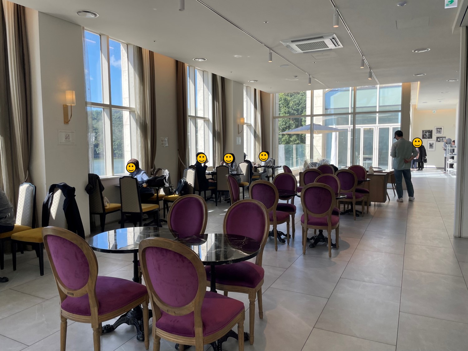 파주 공릉저수지 대형카페 모쿠슈라 프렌치카페