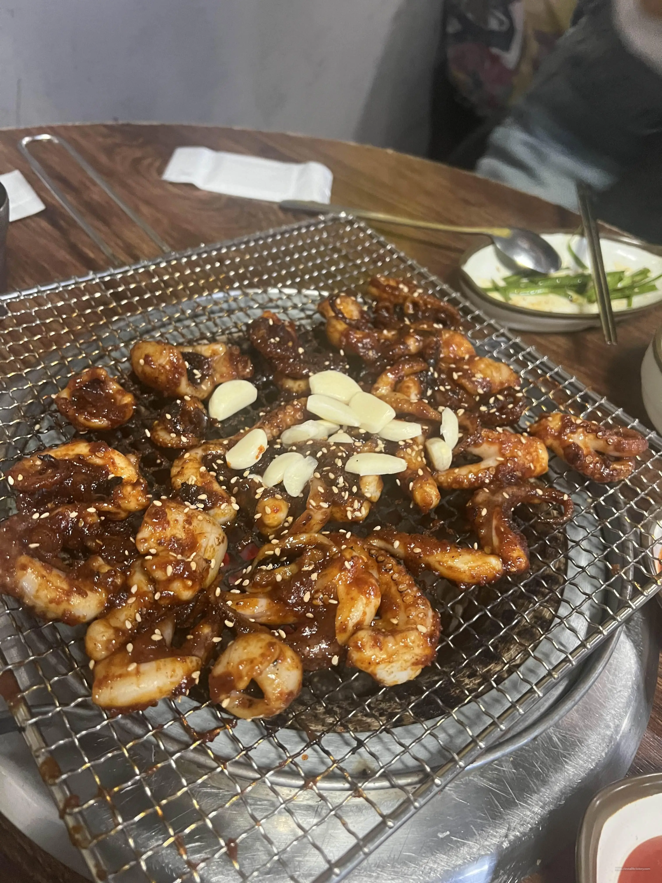 엽기꼼닭발 쭈꾸미 이미지입니다.