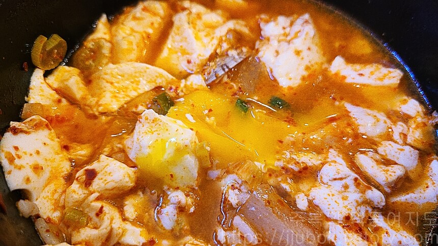 미추홀순두부-계란-노른자