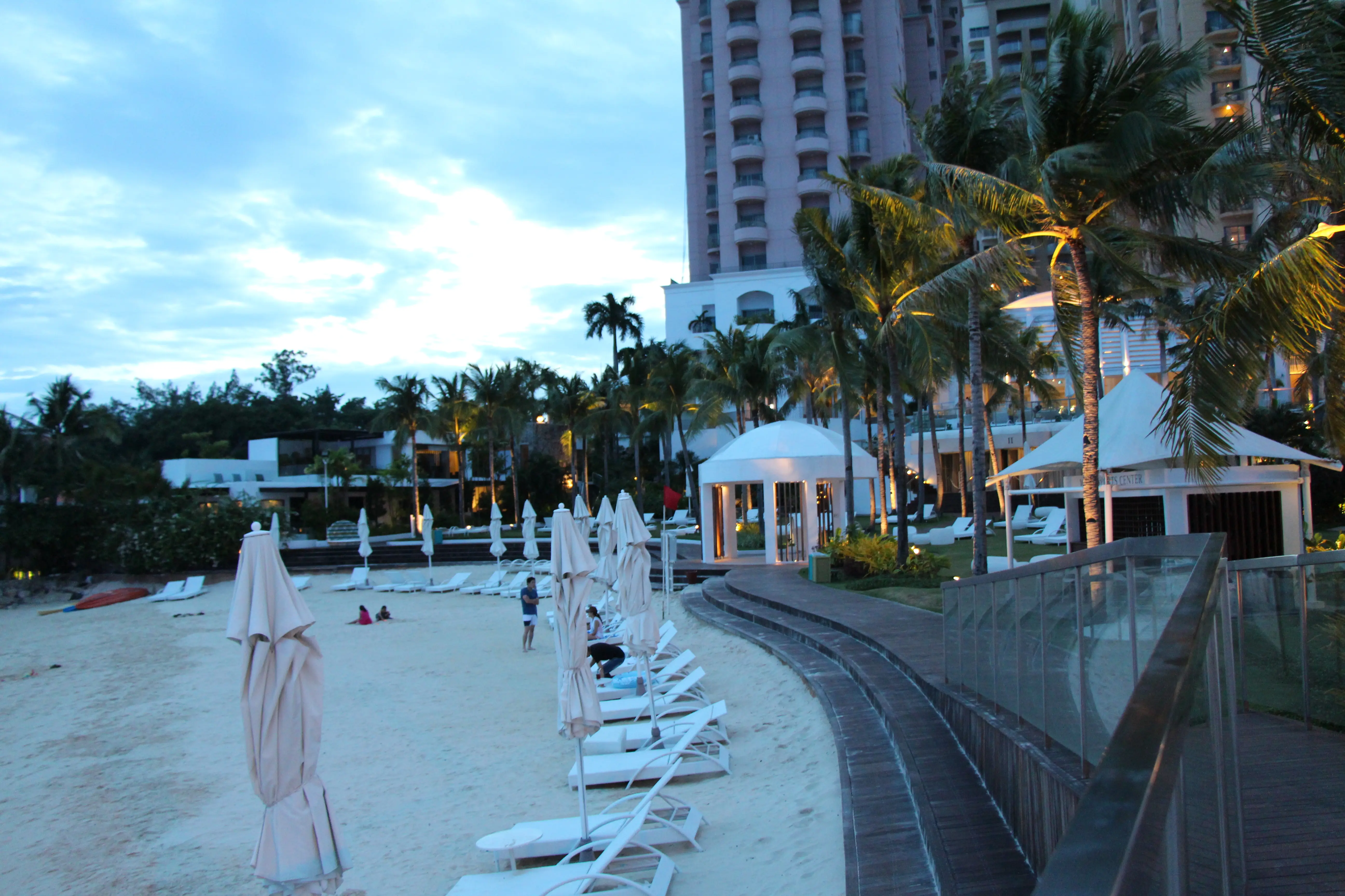 세부(Cebu) 막탄(Mactan) 모벤픽 리조트 (Movenpic Resort) 모래사장