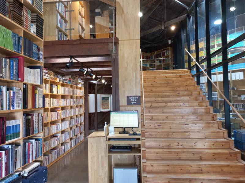 삼례 책마을 헌책방 내부