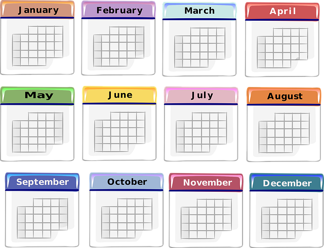 생일을 확인하여 나이 계산하기 위해 달력을 펼쳐놓은 모습