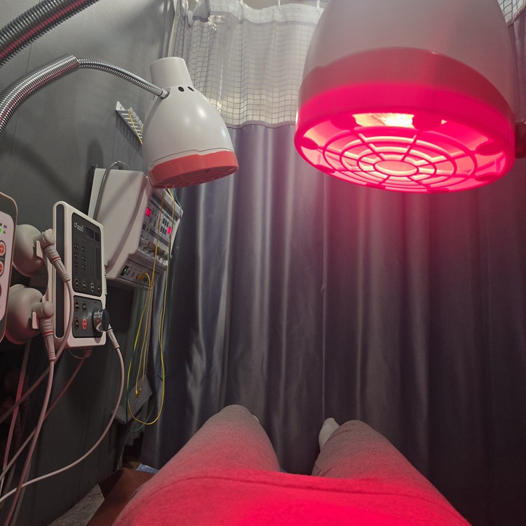 한의원에서의 침, 뜸, 부항 치료