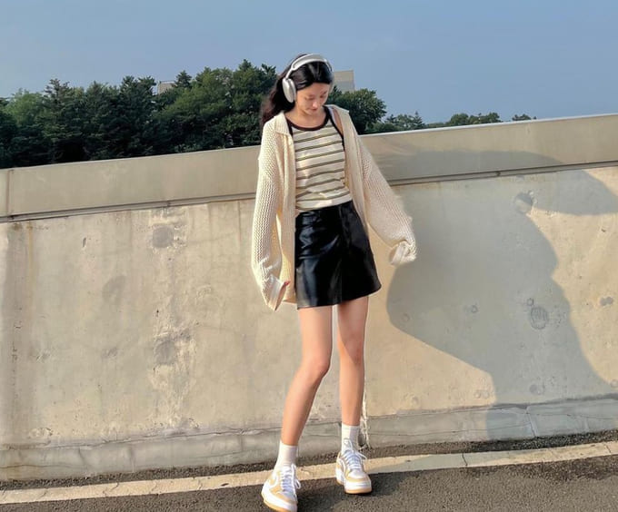 김설현 사복