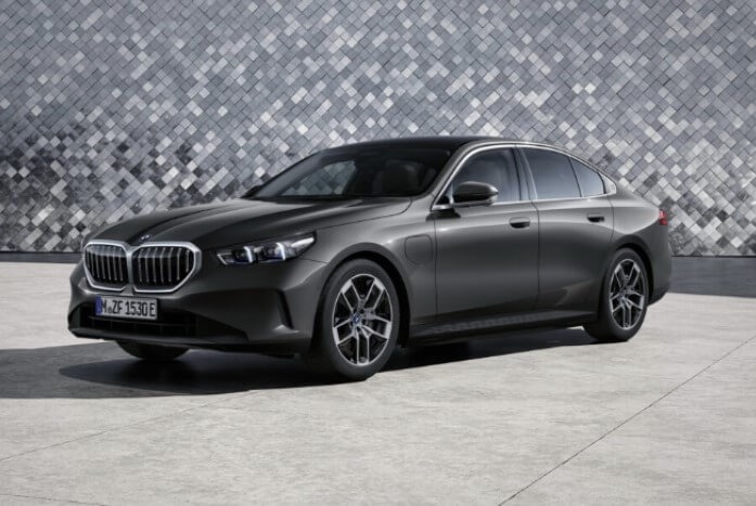 BMW-5시리즈-전측면