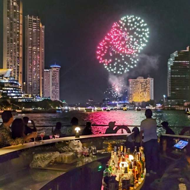 디너크루즈 야경 사진