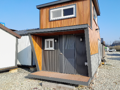 이동식주택 전면부