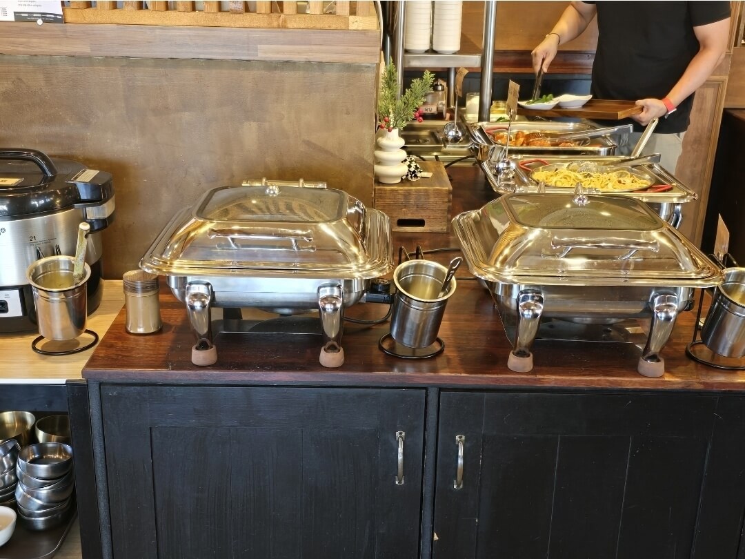 여러종류의 음식들