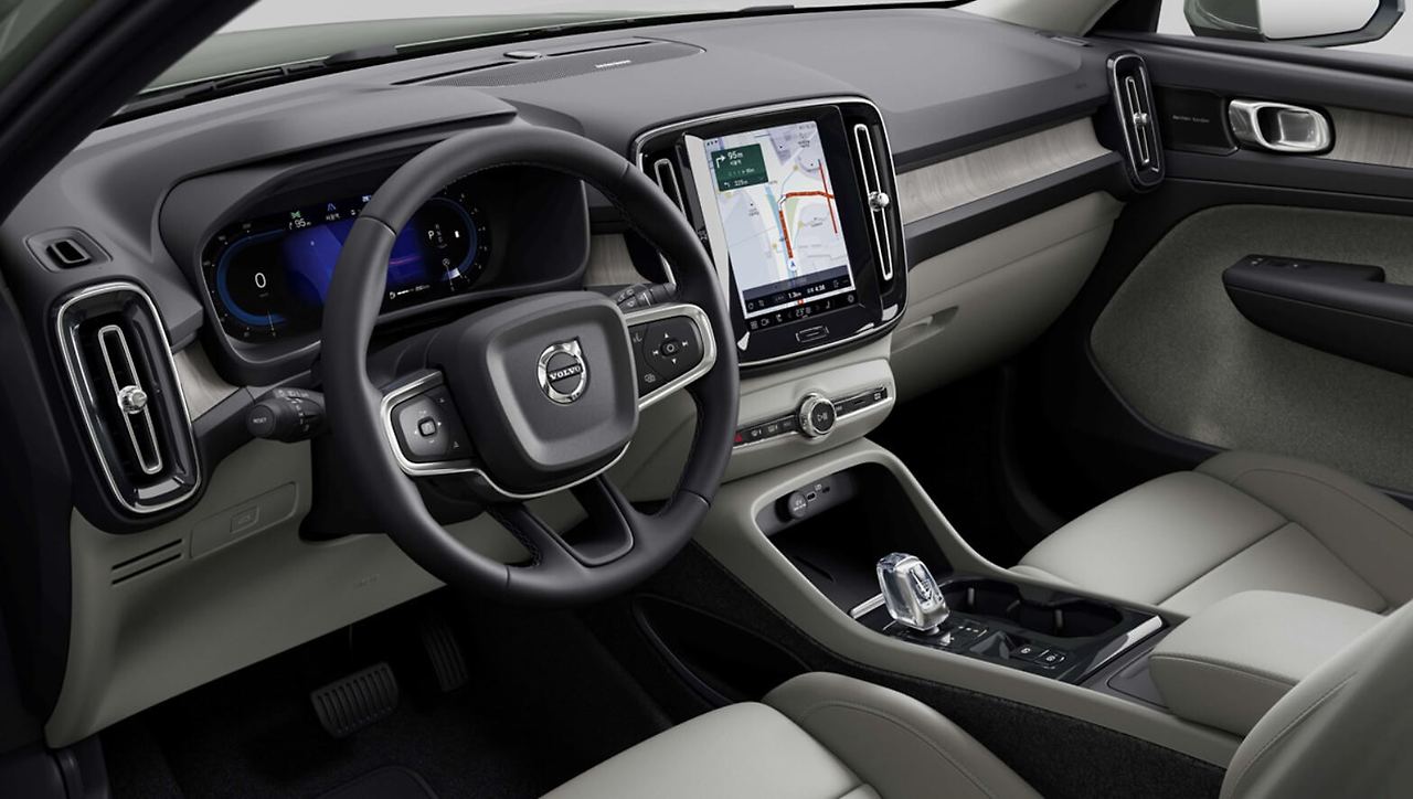 볼보 XC40 하이브리드