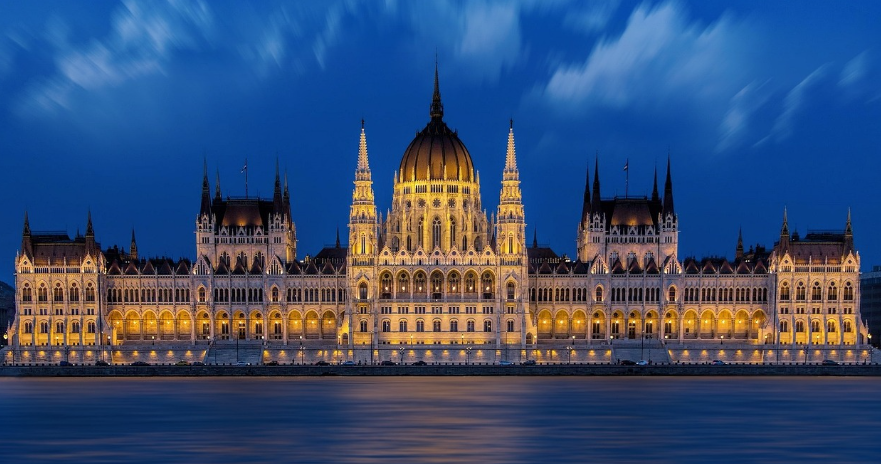 영화 속 예술: 그랜드 부다페스트 호텔의 색감은 왜 특별할까?