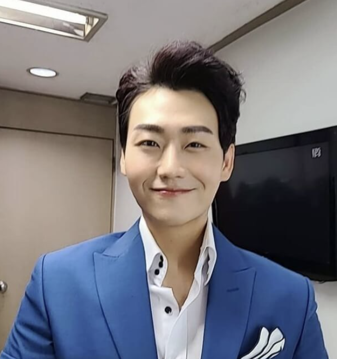 민수현 외모