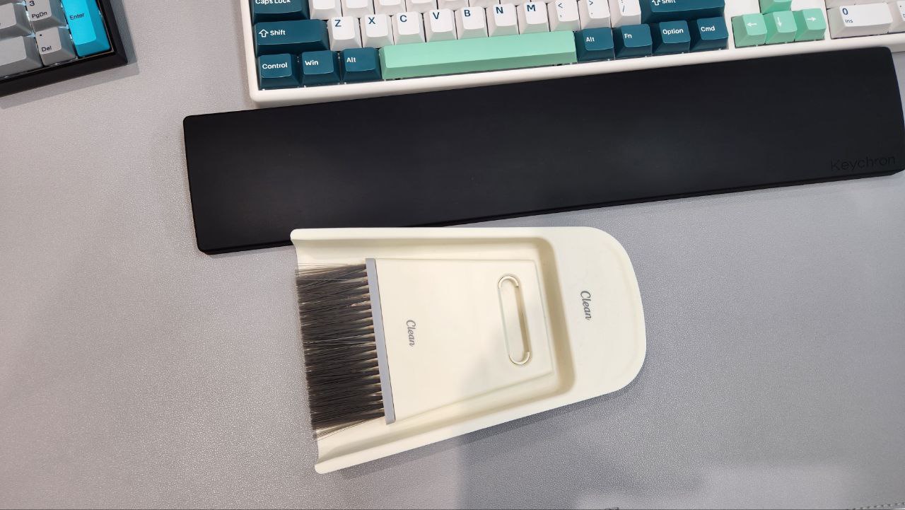 실리콘 팜레스트 먼지