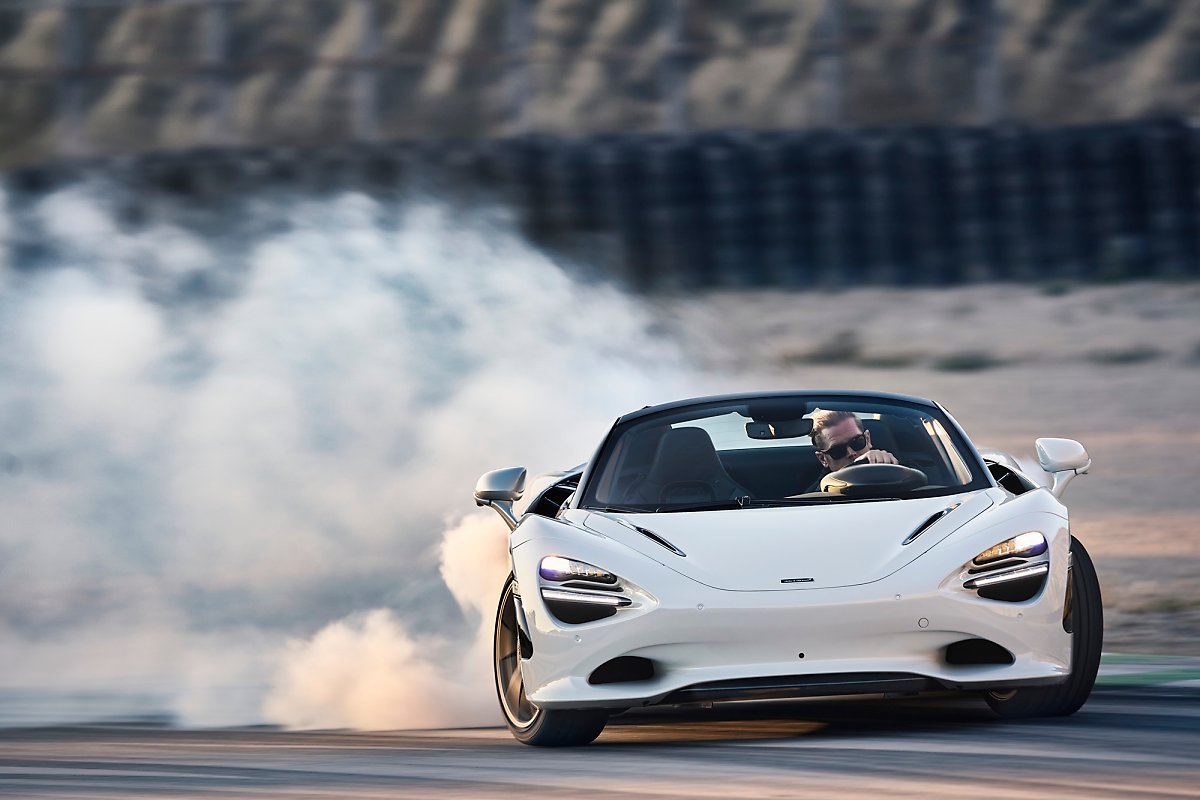 750S 쿠페&스파이더 등장… 최강의 맥라렌