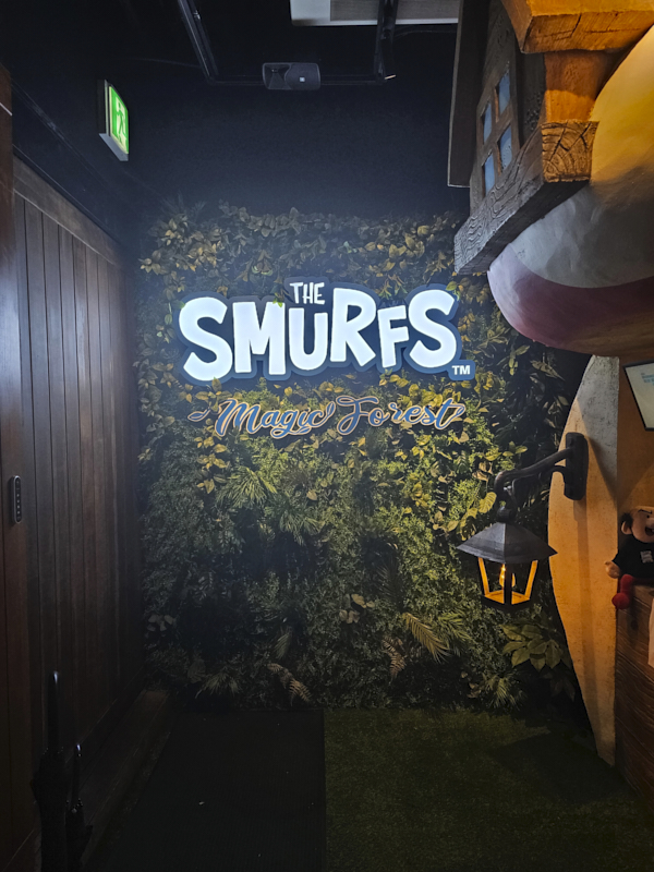 스머프 매직포레스트 입구