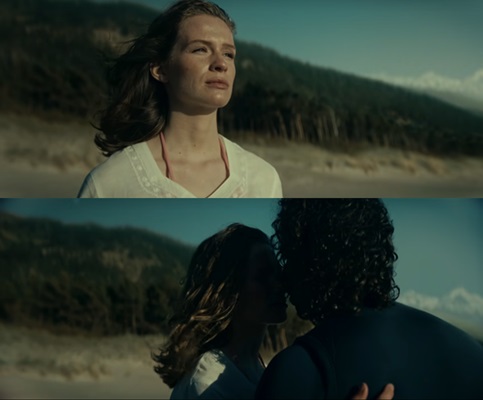 영화 <패러다이스>의 결말 부근, 젊음을 되찾은 엘레나가 바닷가에서 공허한 표정으로 어딘가를 응시하거나 연인과 마주하고 있는 장면. 욕망을 충족한 뒤에도 사라지지 않는 실존적 고립과 유한함이 사라진 삶의 황량함을 상징함.