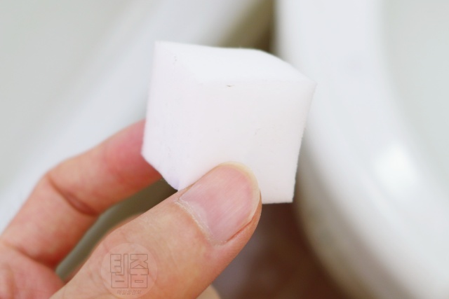 세면대 염색약 지우는법, 매직스펀지, 생활 팁줌 매일꿀정보