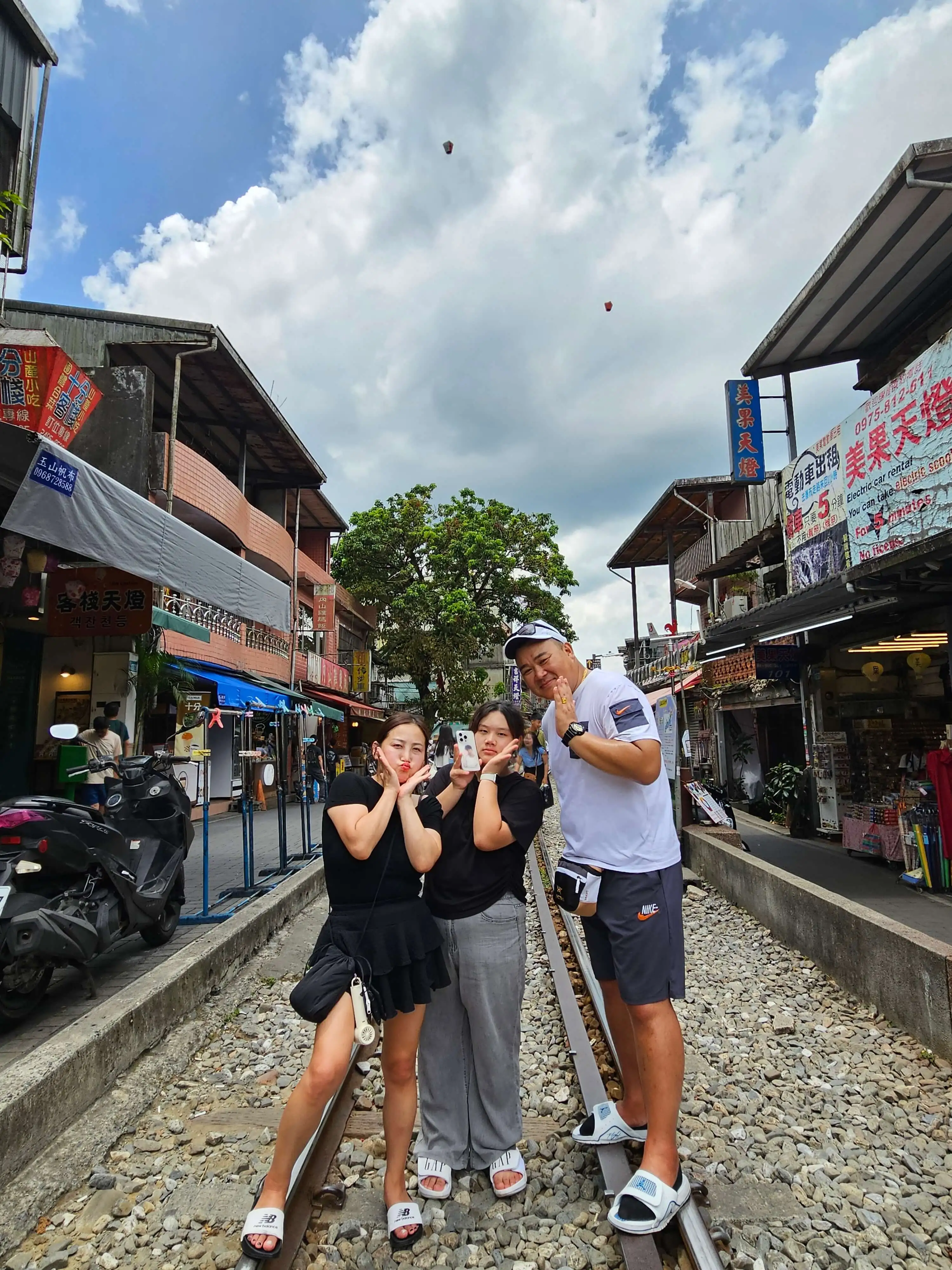 타이베이 근교 택시투어 추천 | 예류·스펀·허우통·진과스·지우펀 하루 루트 정리