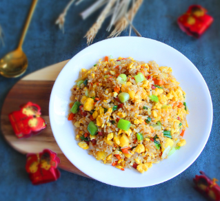 라이브 카페 음악공간 벙커의 새우볶음밥