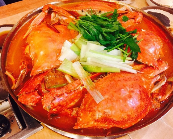 수원 매탄동 해물탕집 '군포해물탕'