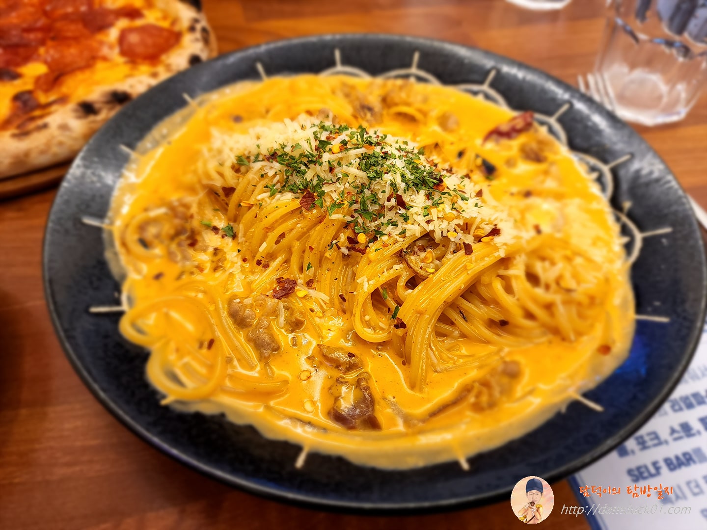 차돌매콤크림파스타