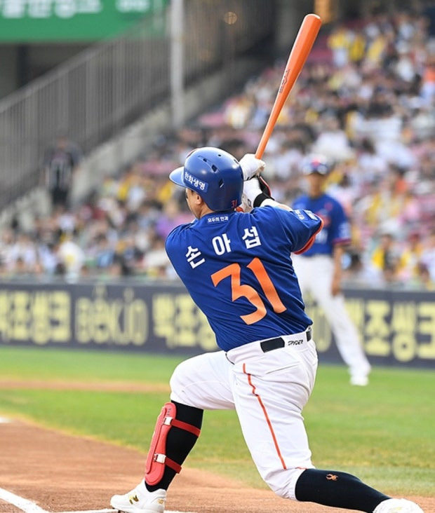 손아섭 FA 계약은 어떻게 될까? 3000안타의 꿈을 향한 간절한 겨울